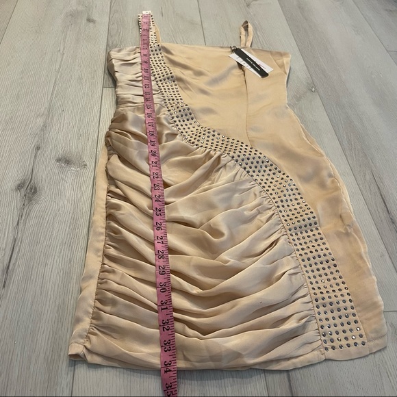 NWT PEPPE PELUSO Golden-Cream Satin Riveted Sleeveless Mini Evening Dress Size M - Picture 7 of 13